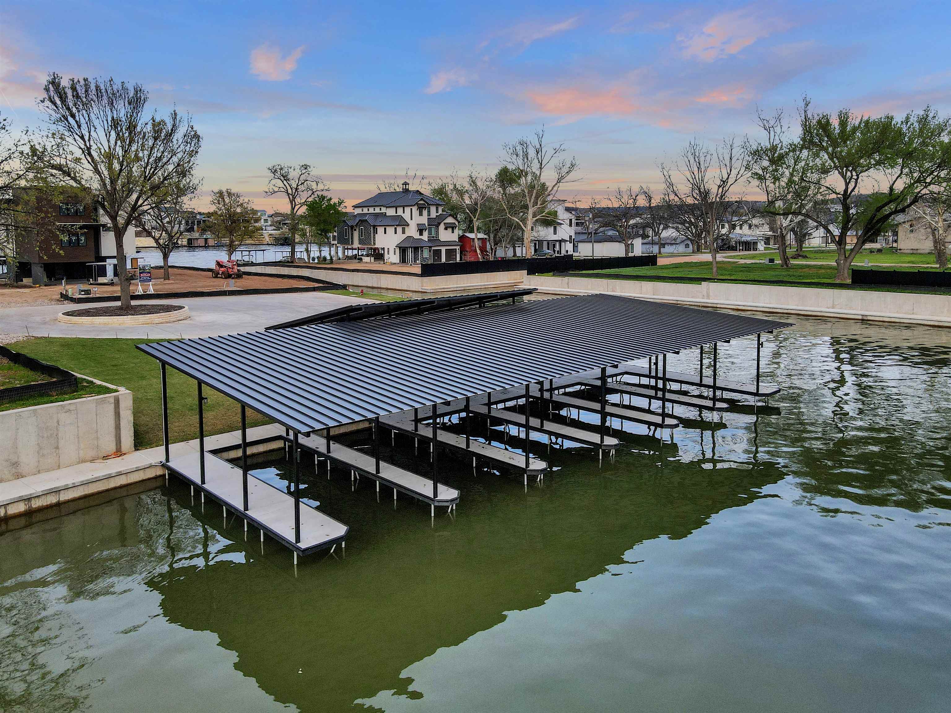 1 Lake Street, Kingsland, TX 78639