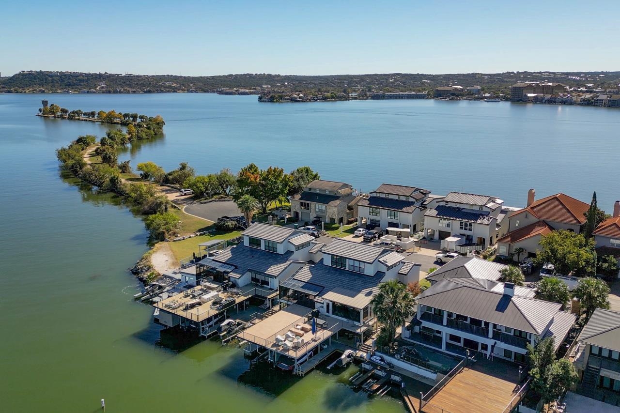 528-6 Lighthouse Drive, Horseshoe Bay, TX 78657