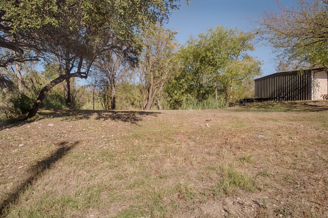 Lot 4 Broadway, Marble Falls, TX 78654