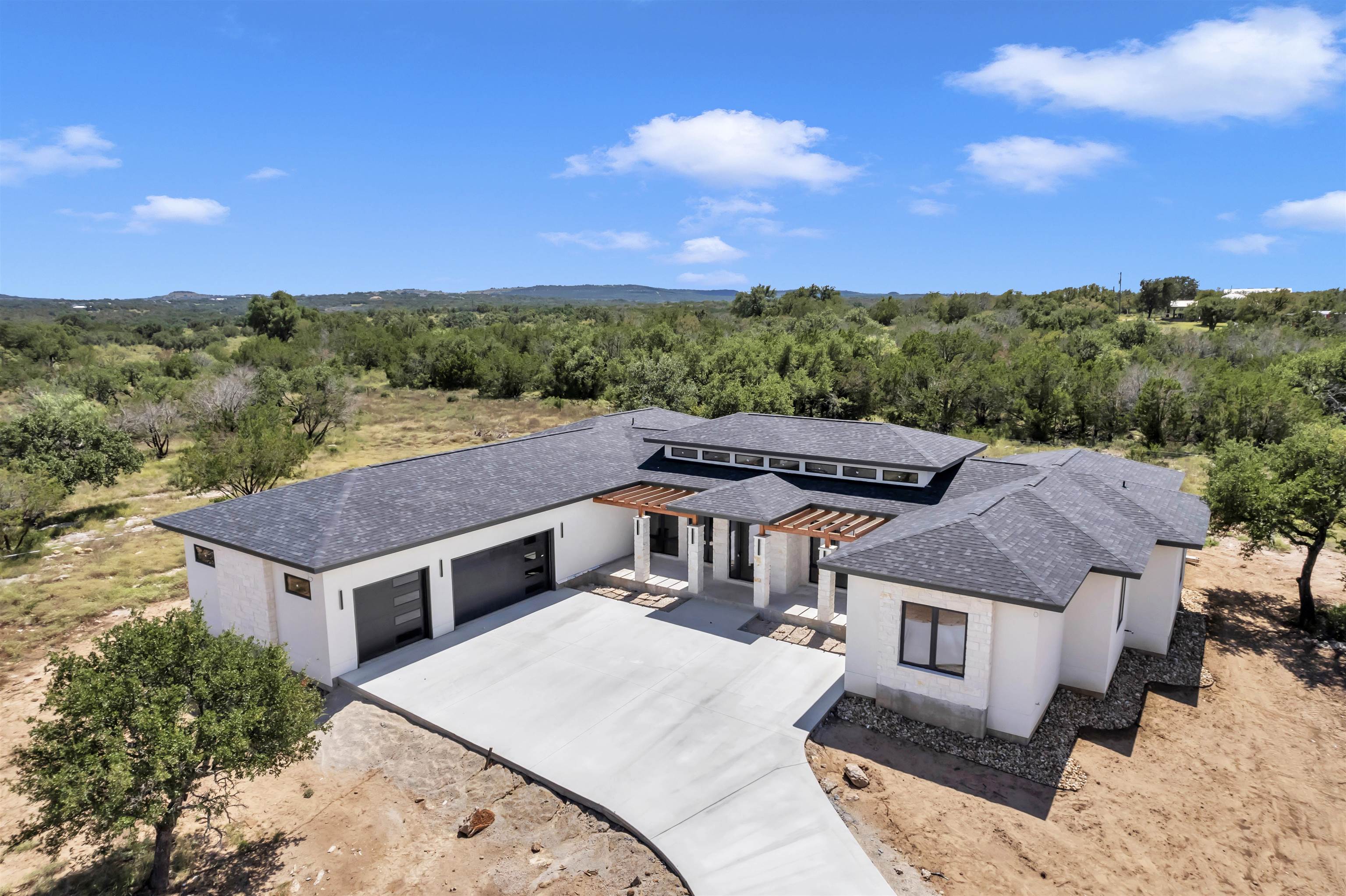 6425 Ranch Rd 962 W, Round Mountain, TX 78663