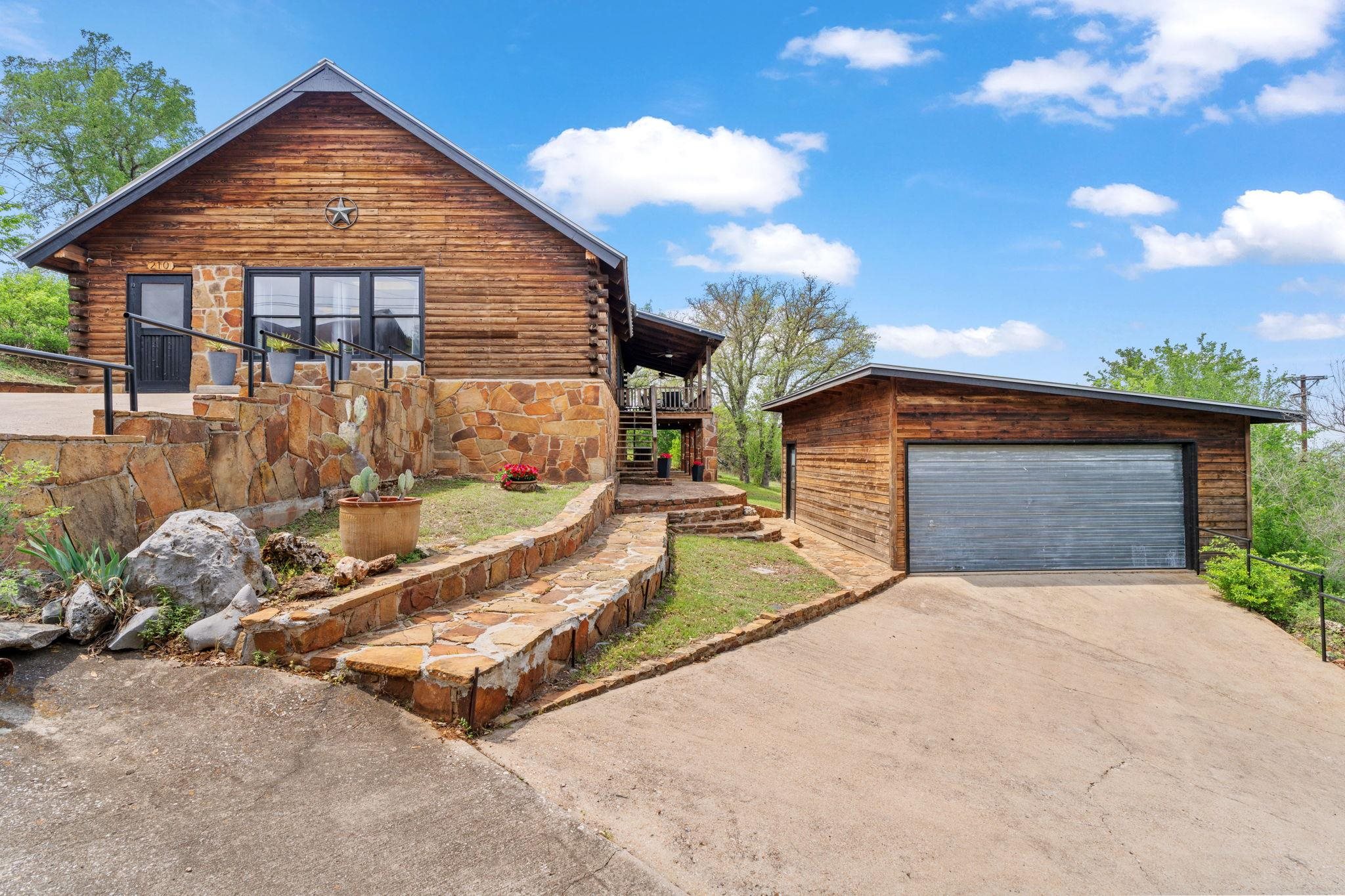 210 Circle Drive, Horseshoe Bay, TX 78657