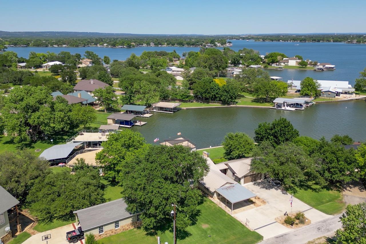 213 Lakeview, Sunrise Beach, TX 78643