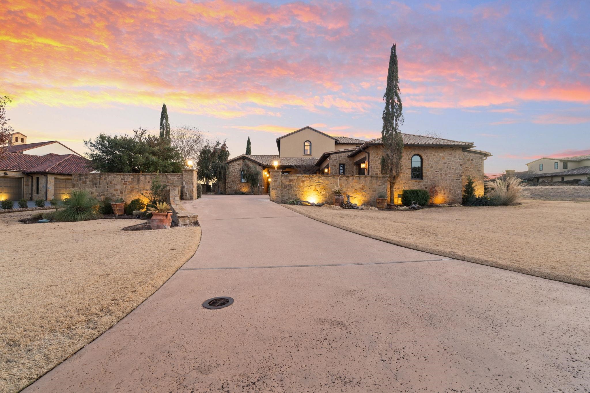 450 La Serena Loop, Horseshoe Bay, TX 78657