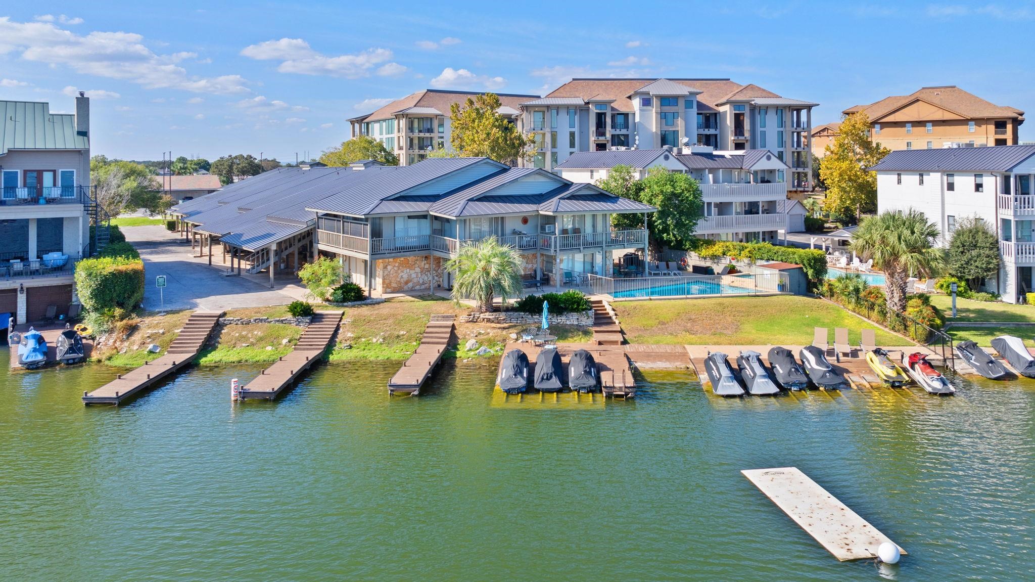 104 Cove E, Horseshoe Bay, TX 78657