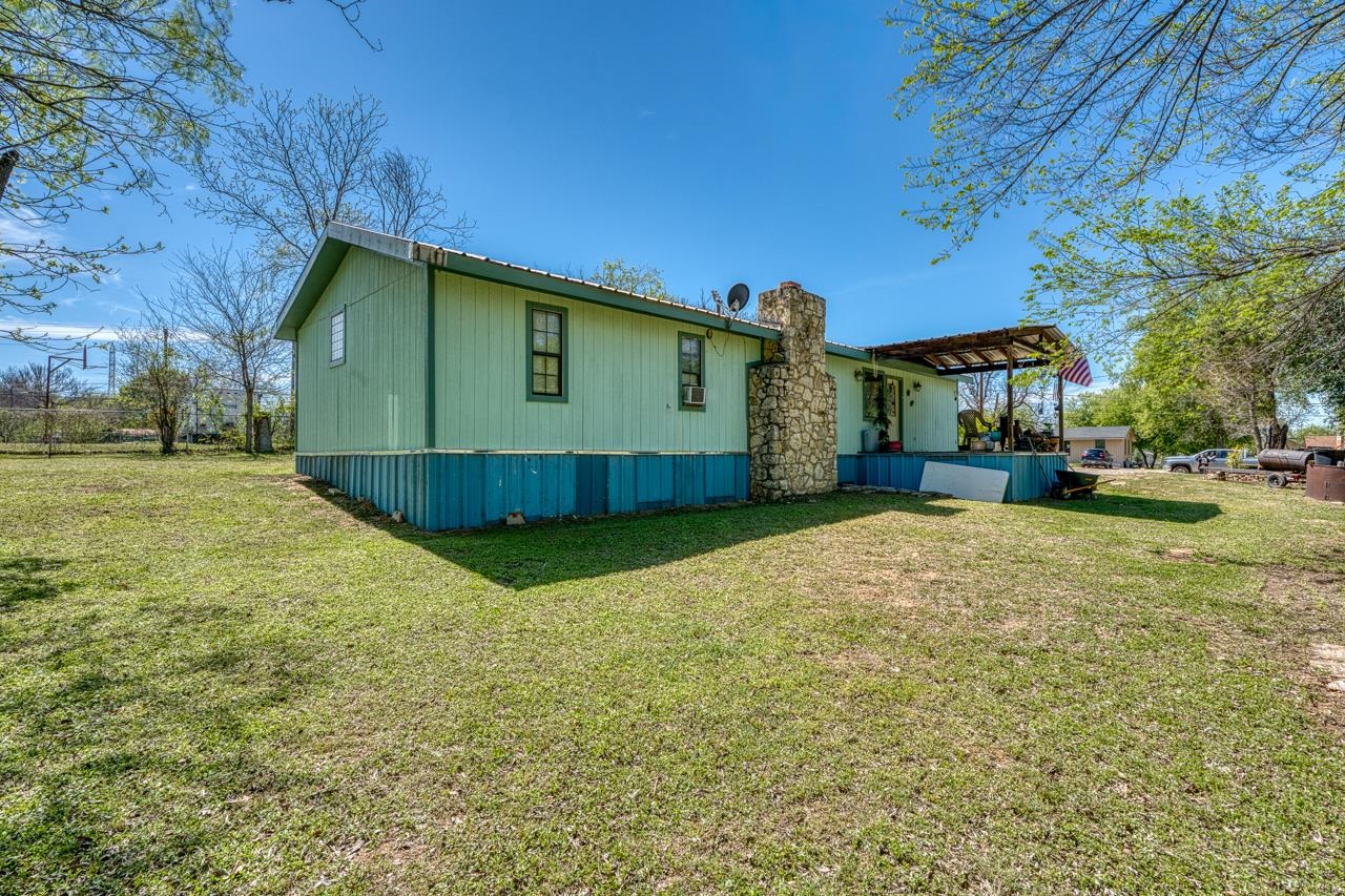 305 S N Avenue, Marble Falls, TX 78654