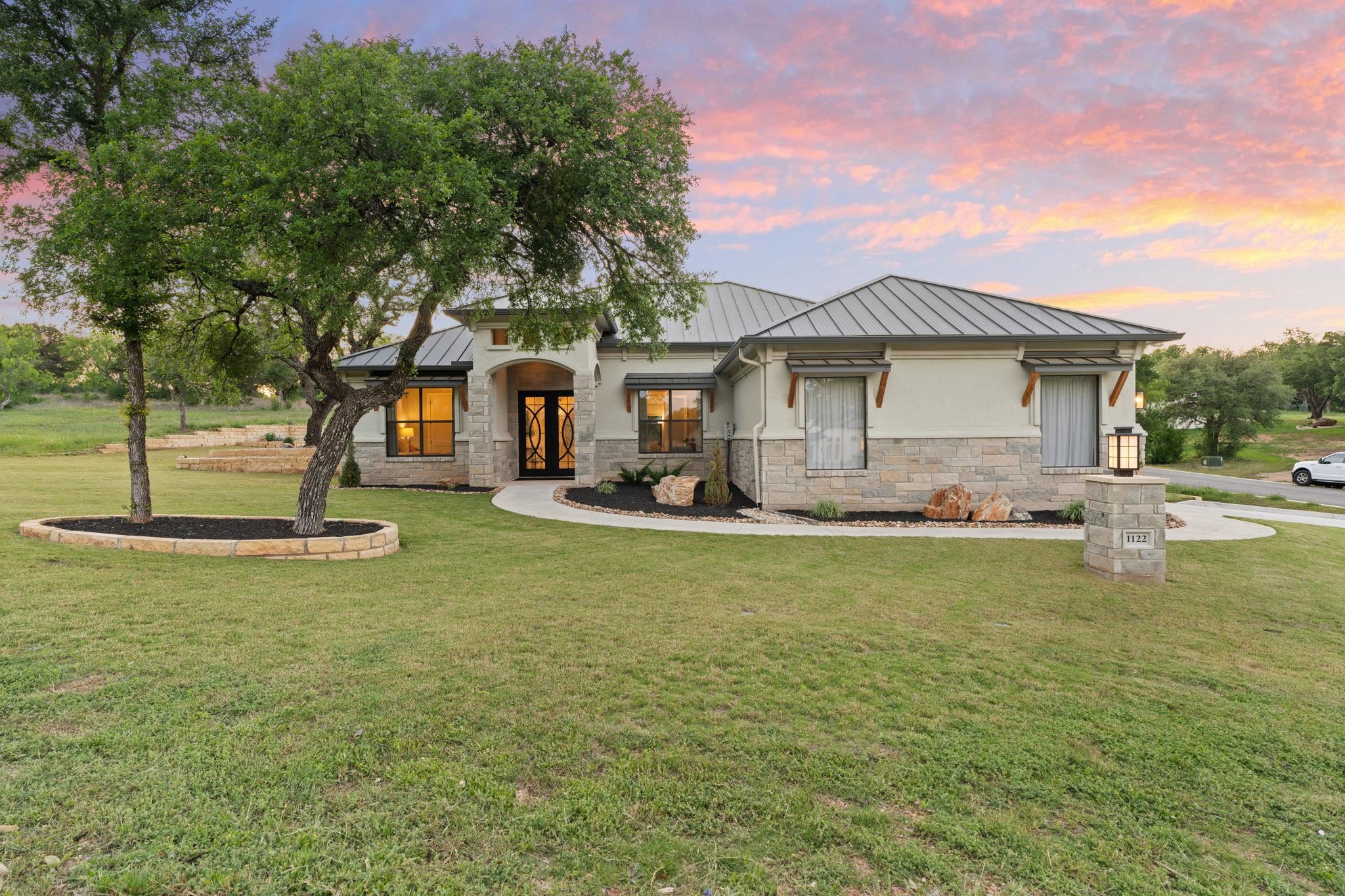 1122 Fault Line Drive, Horseshoe Bay, TX 78657