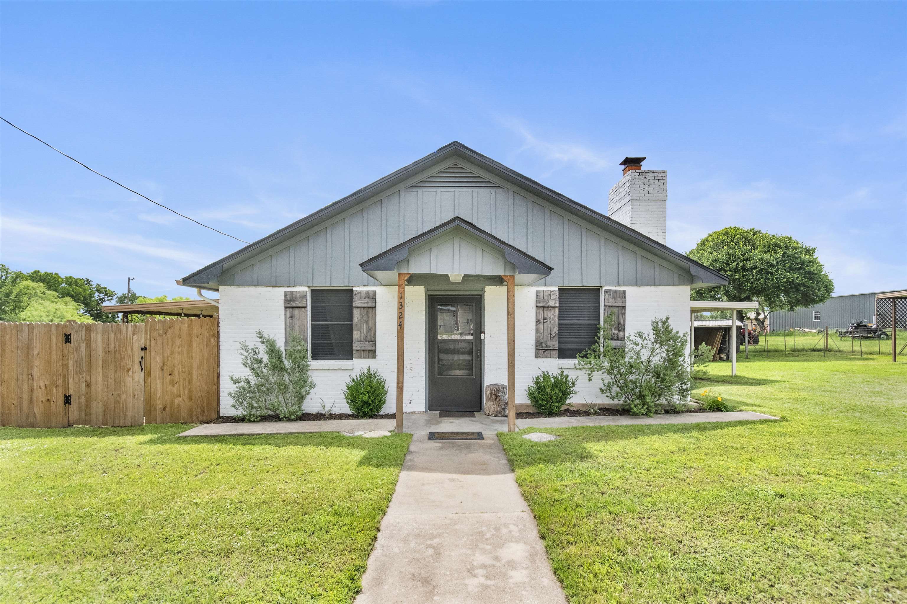 1324 Dojo ST, Tow, TX 78672
