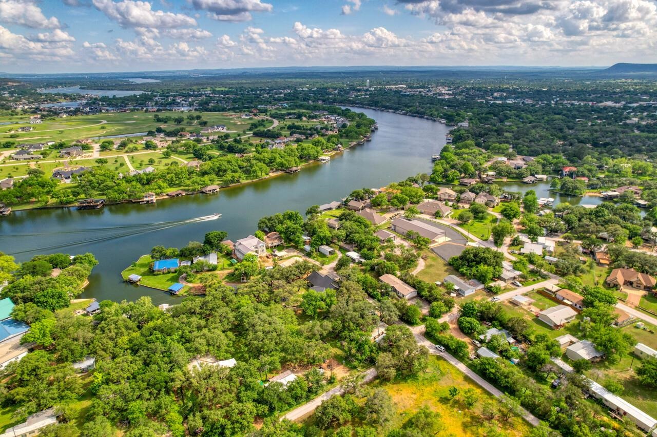 14 Purple Sage Lane, Kingsland, TX 78639