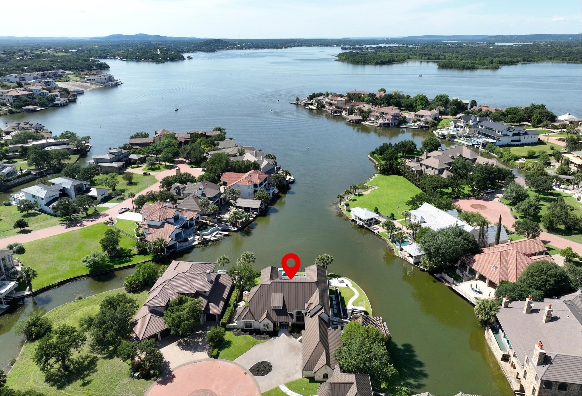 84 Applehead Island Dr., Horseshoe Bay, TX 78657