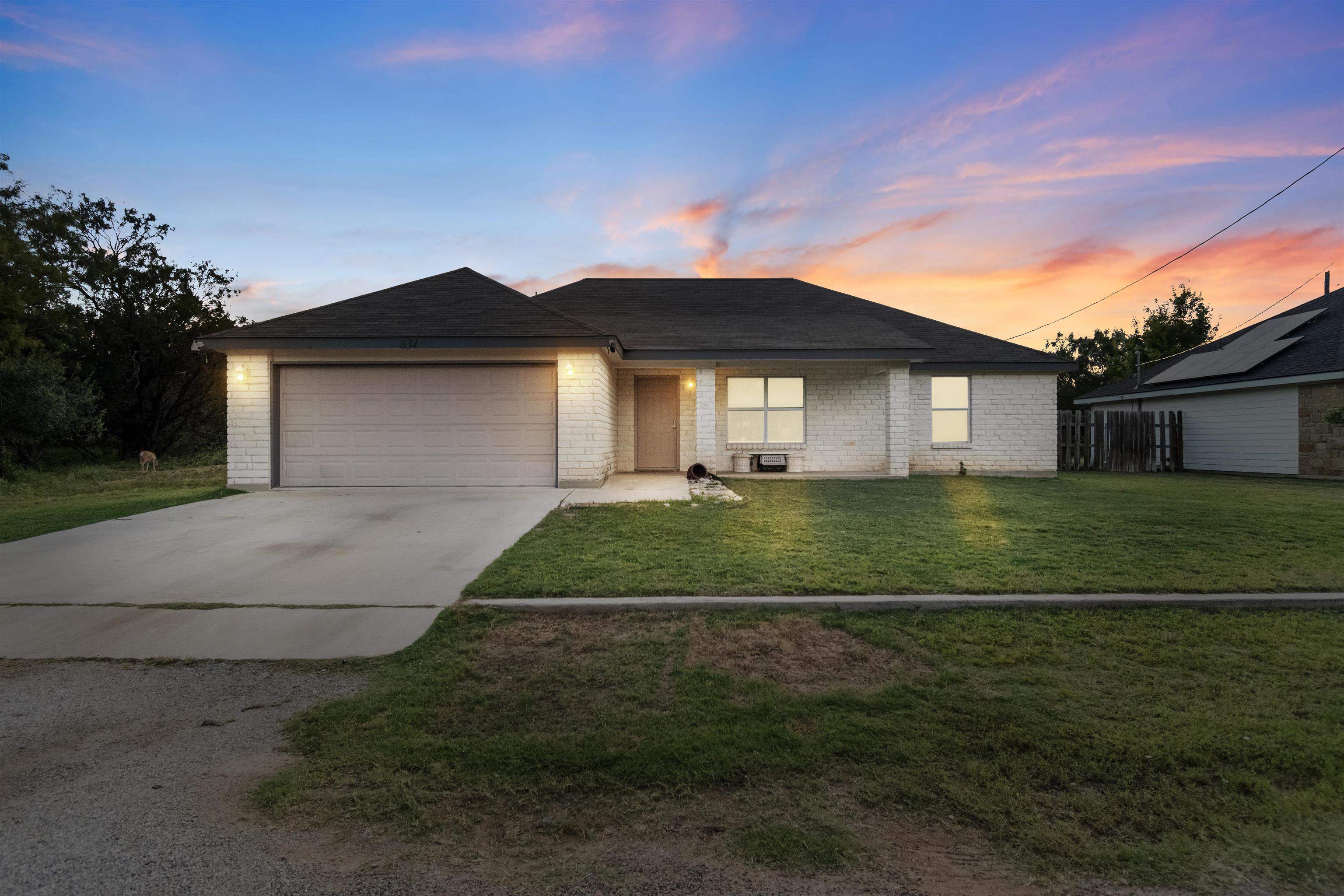 634 Birch Lane, Cottonwood Shores, TX 78657