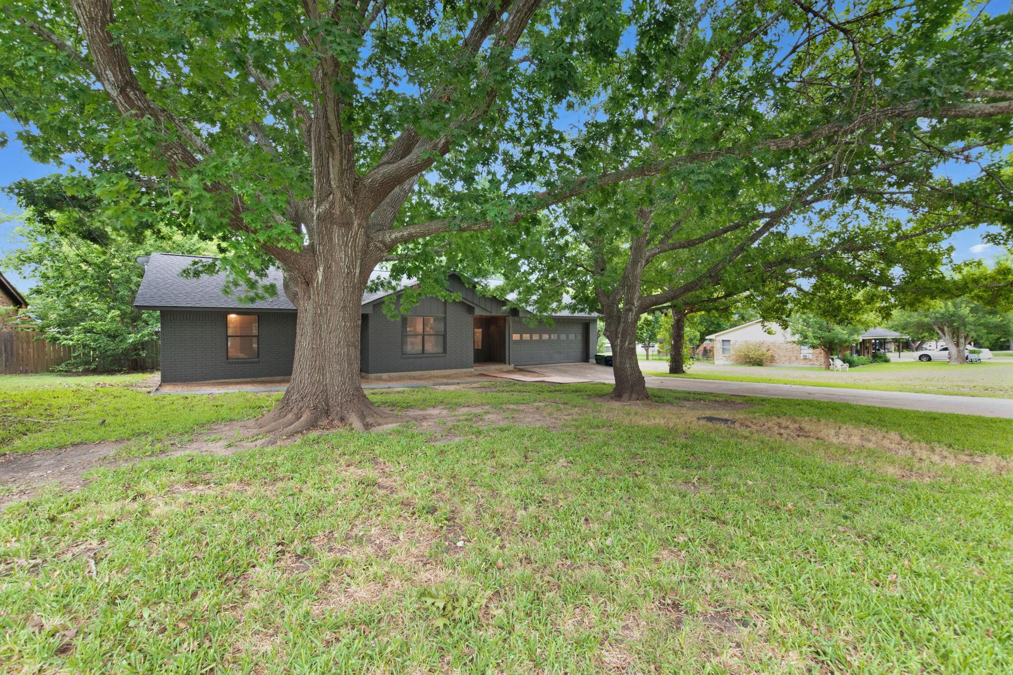 1501 Wofford Drive, Burnet, TX 78611