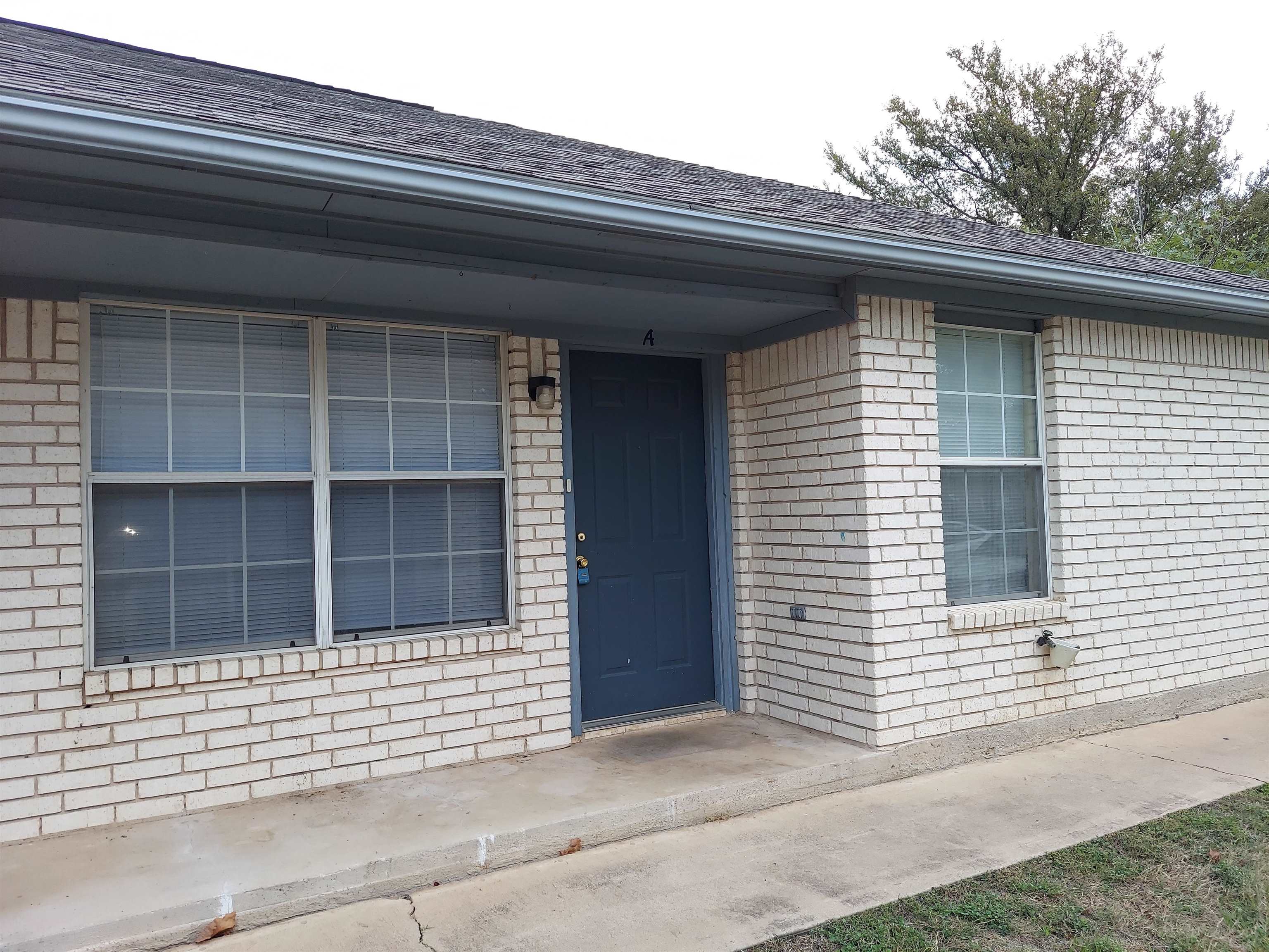 406 B Ave S, Marble Falls, TX 78654