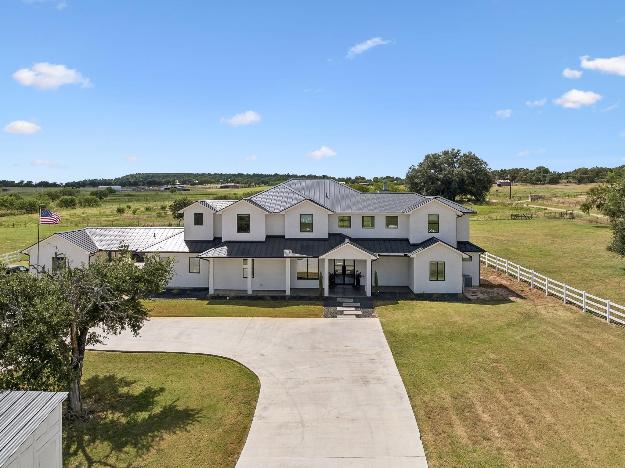 424 Tokim Drive, Marble Falls, TX 78654