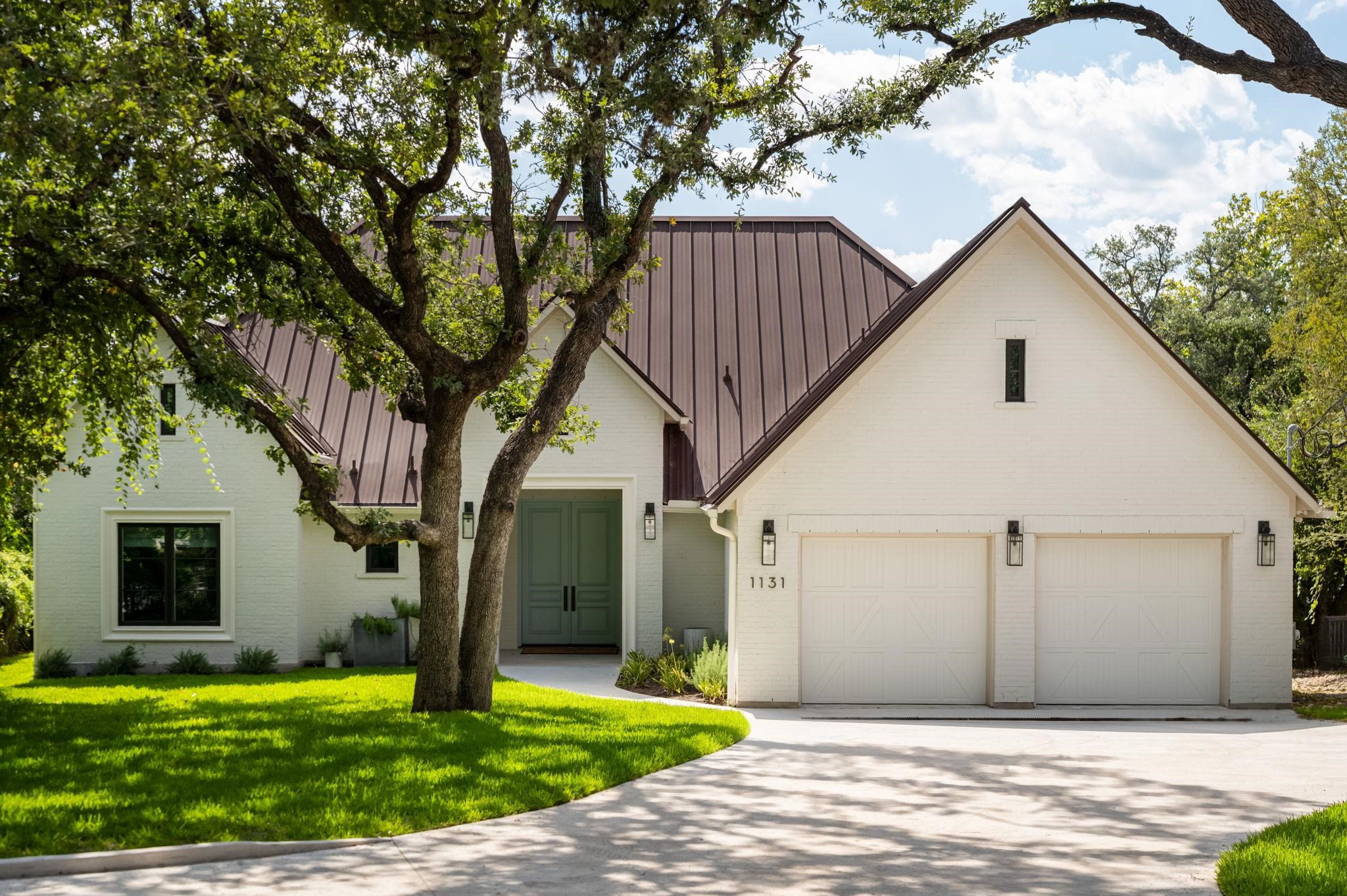 1131 N Shorewood Dr., Granite Shoals, TX 78654