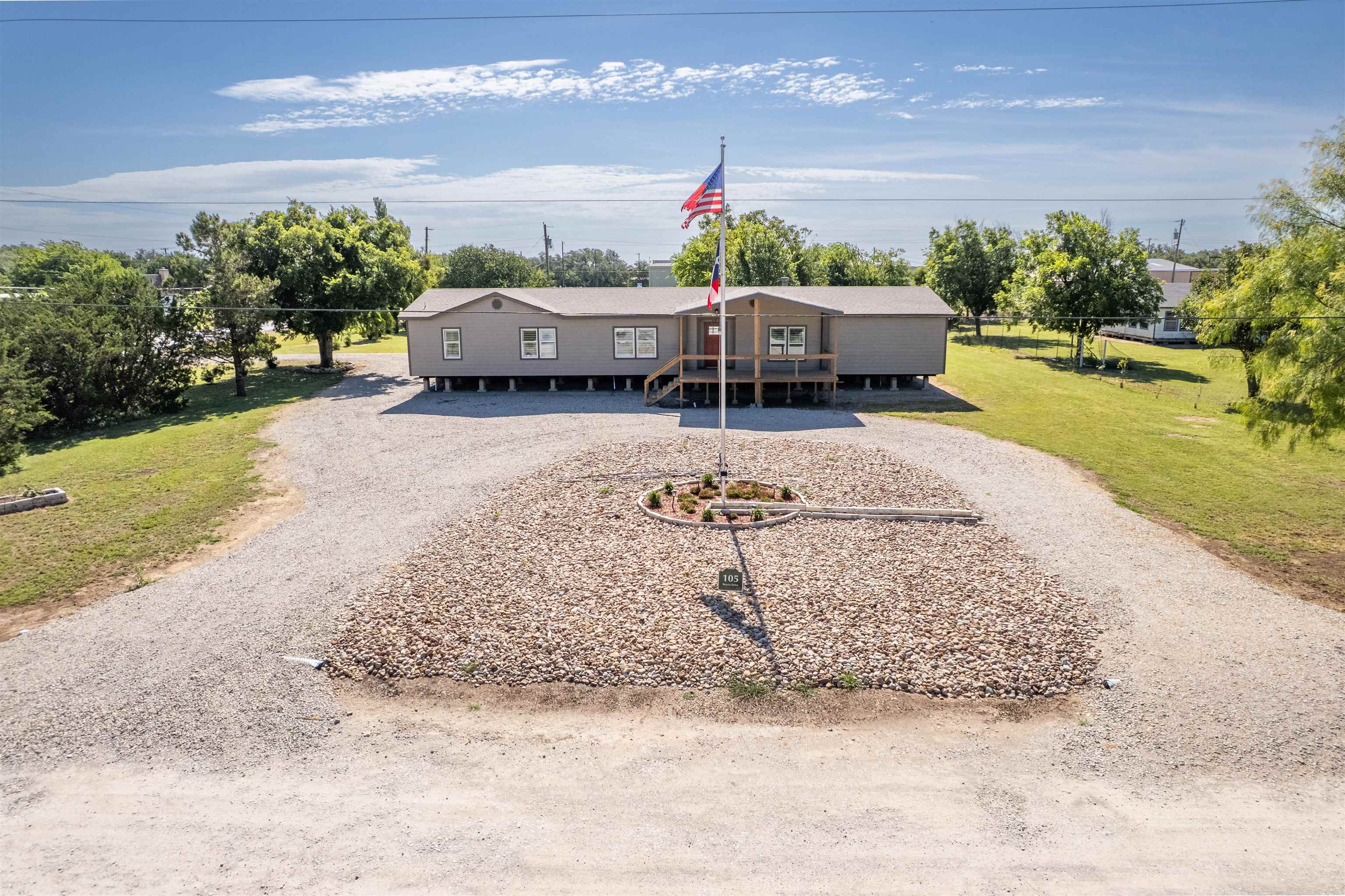 105 Boyett Drive, Brownwood, TX 76801