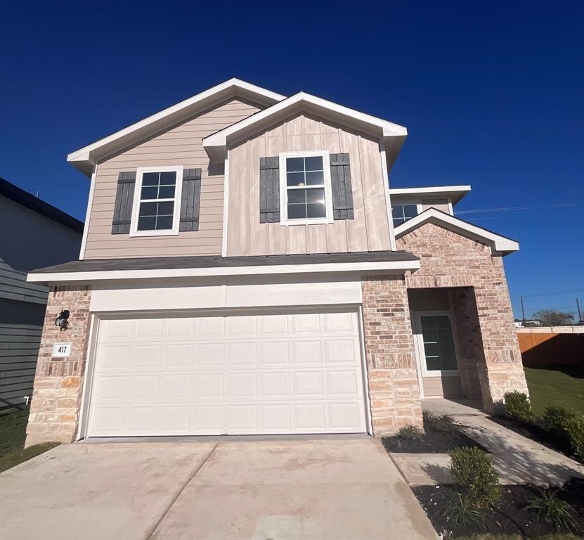 417 Lake Sweetwater Lane, Niederwald, TX 78610