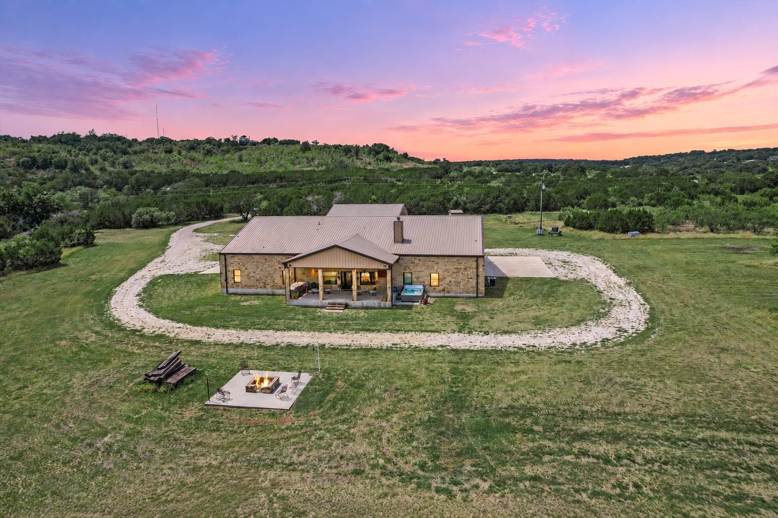 826 Black Jack Ranch Rd, Burnet, TX 78611