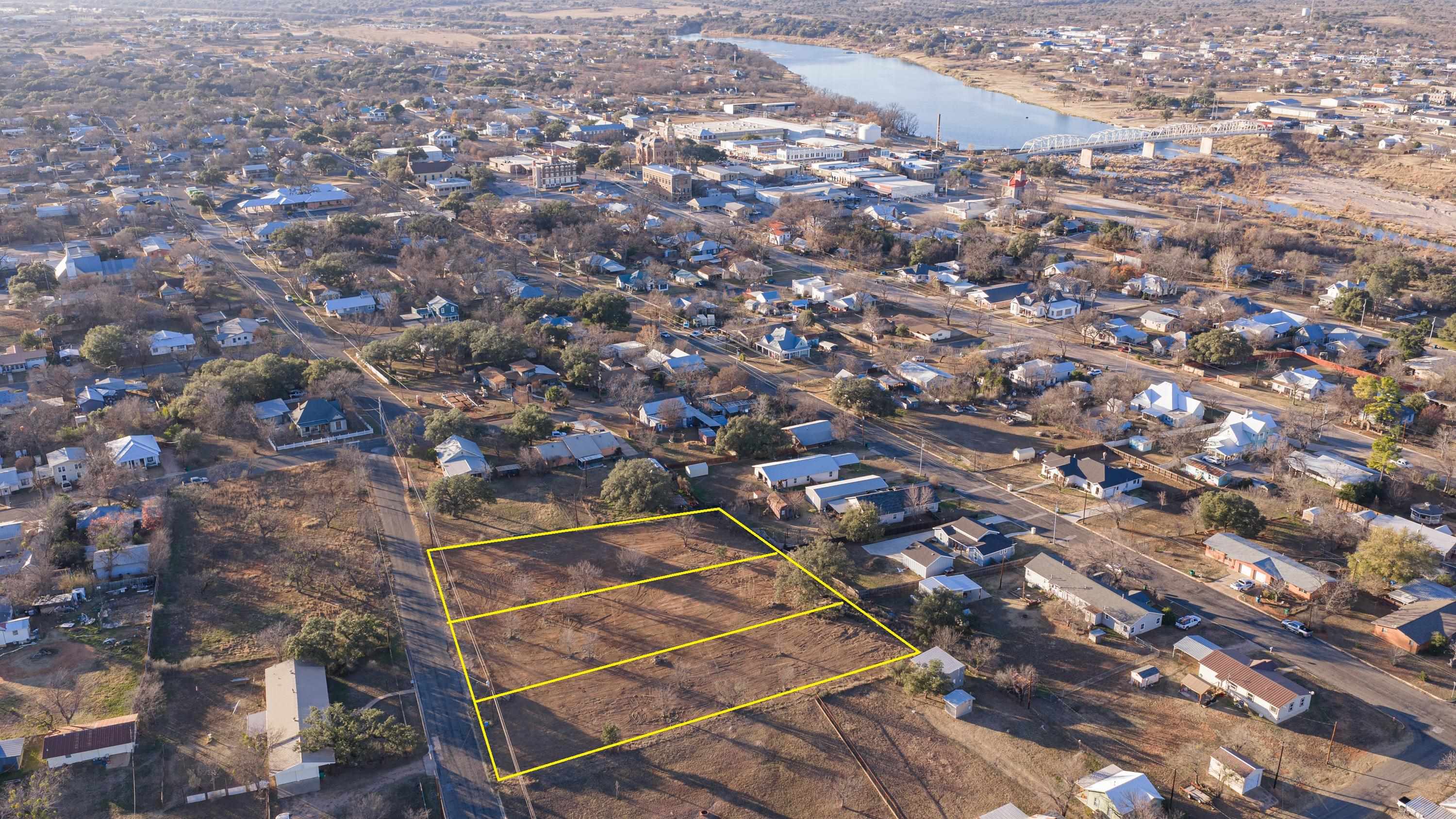 TBD E Wallace Street, Llano, TX 78643