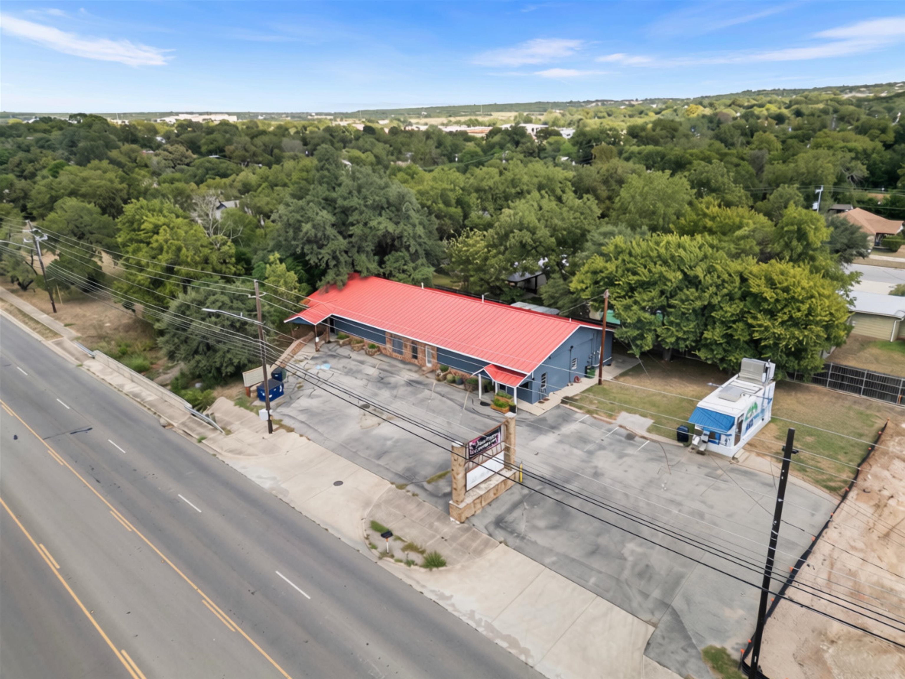 605 N Water Street, Burnet, TX 78611