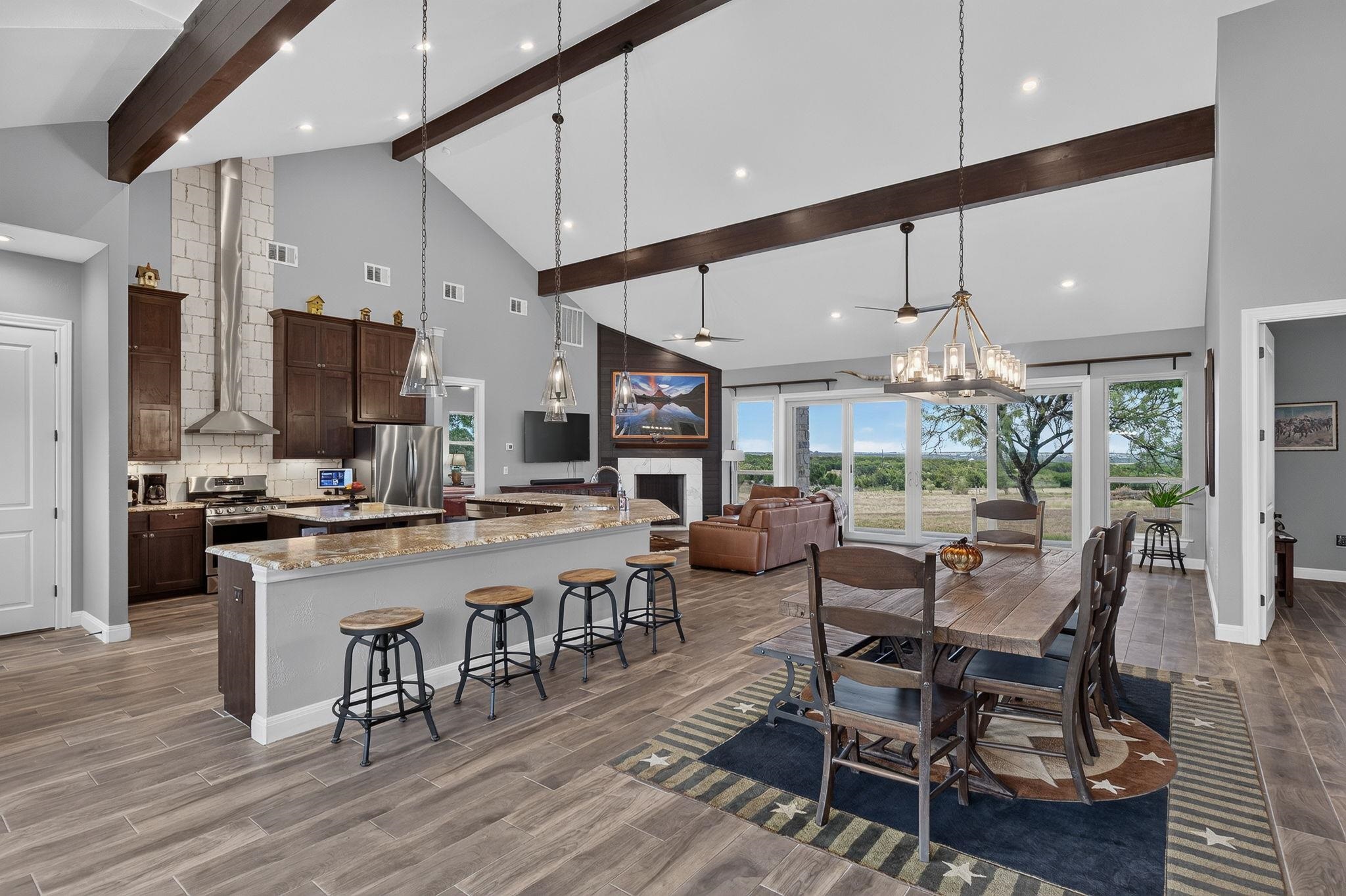 113 Jayhawk Ct, Burnet, TX 78611