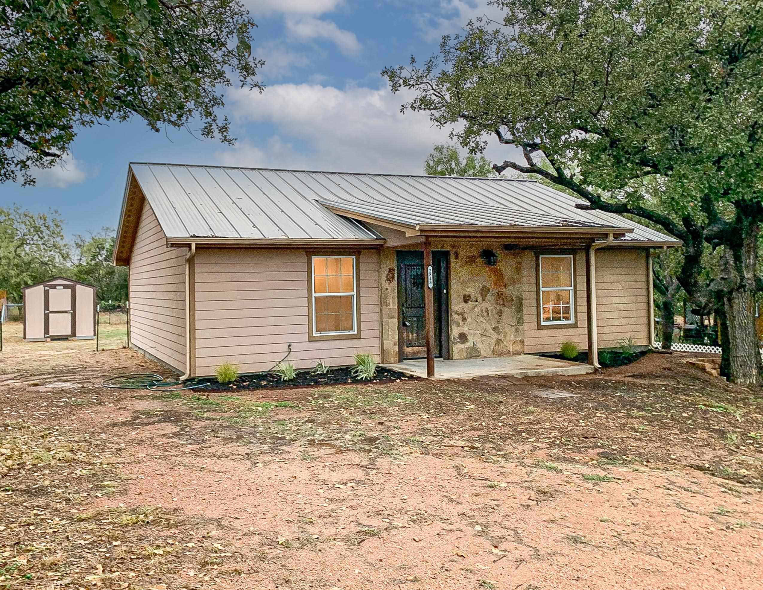 2848 Indian Trl, Kingsland, TX 78639