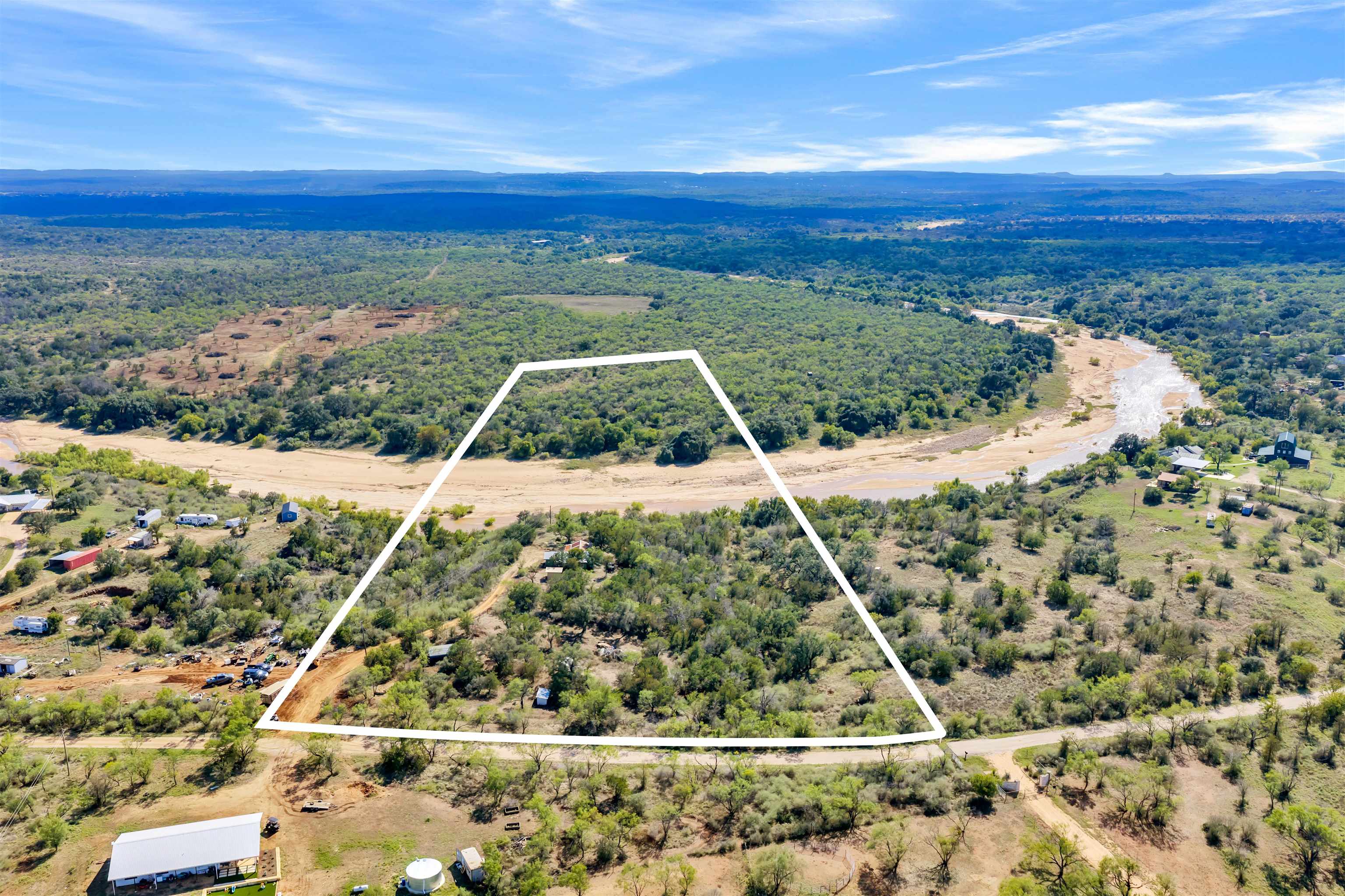 198 CR 316, Llano, TX 78643