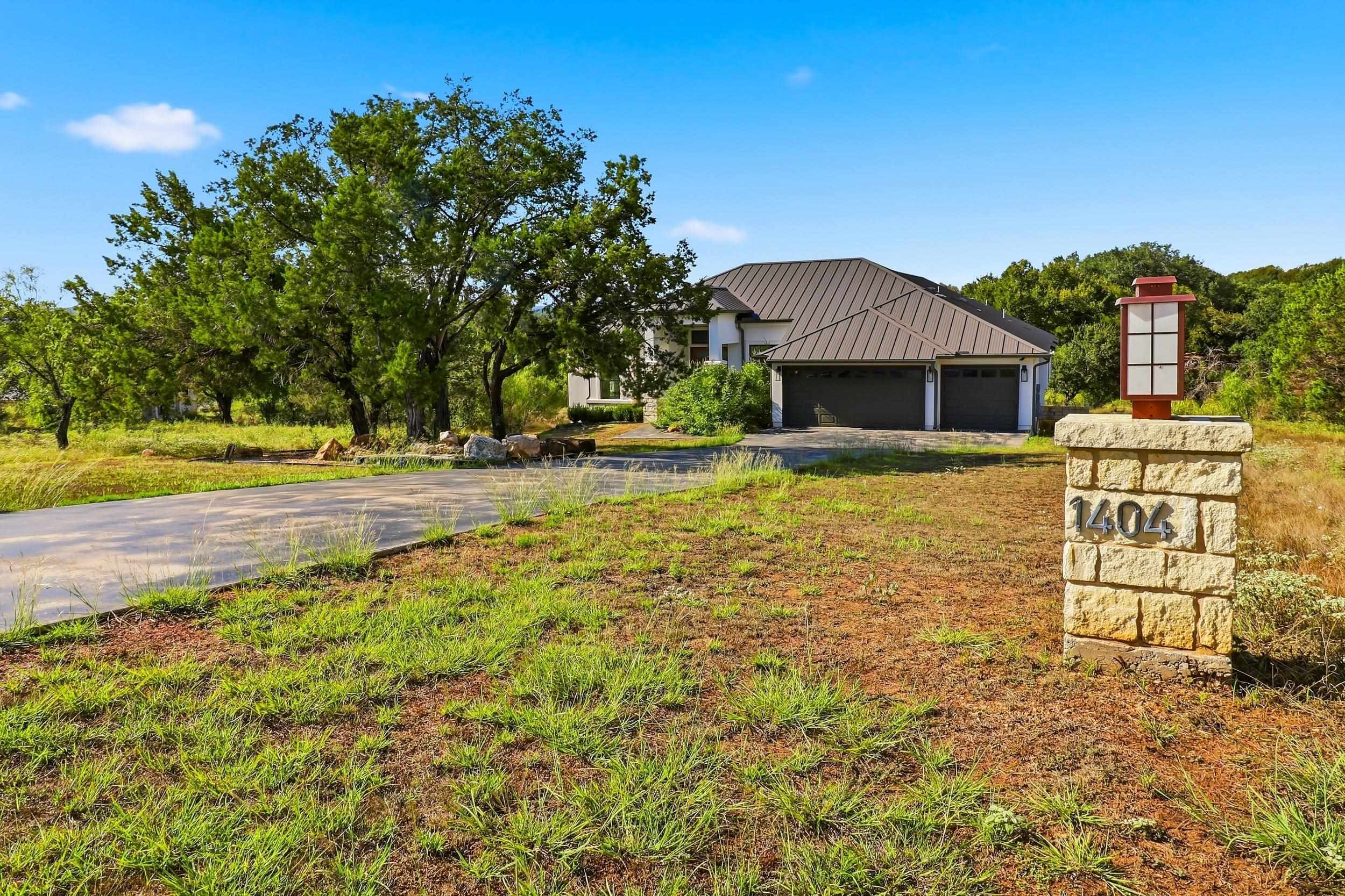 1404 Fault Line Drive, Horseshoe Bay, TX 76577