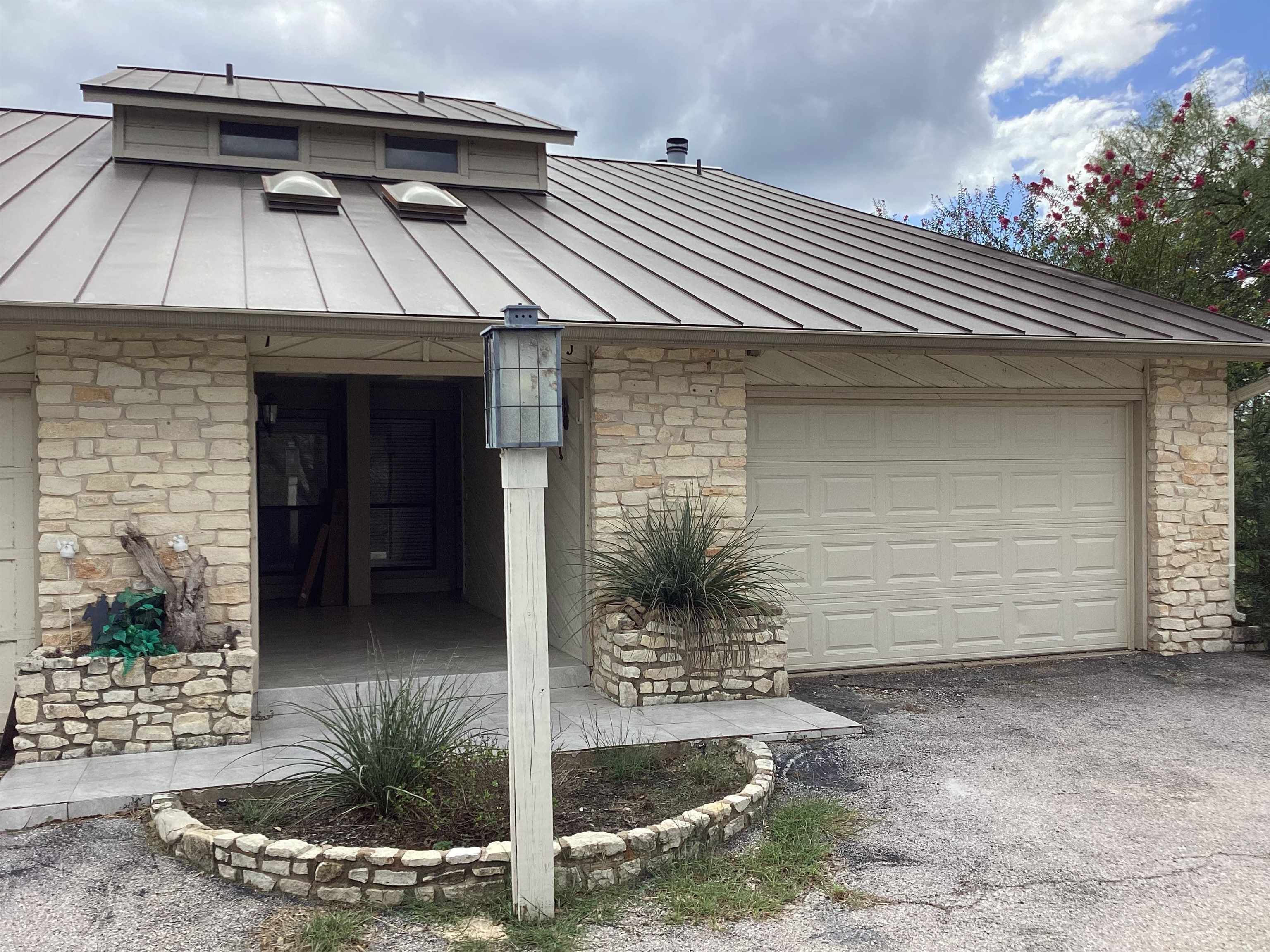 112 Dawn, Horseshoe Bay, TX 78657