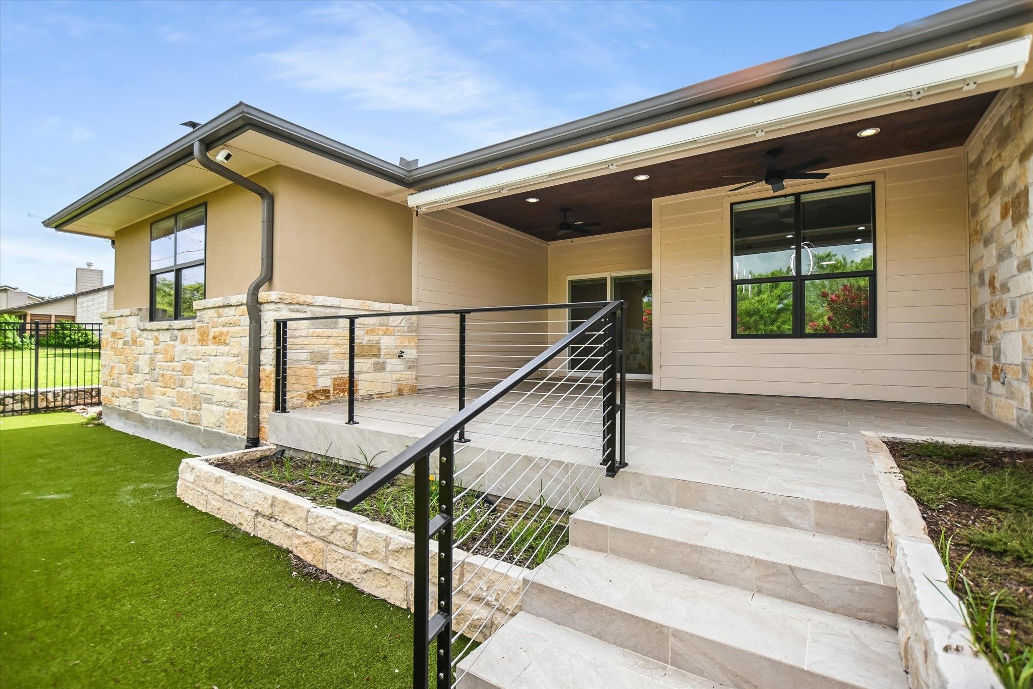 416 Hi Circle W Unit B, Horseshoe Bay, TX 78657